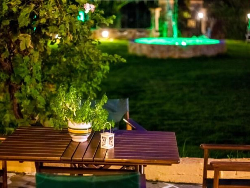 Studia a apartmány Nefeli