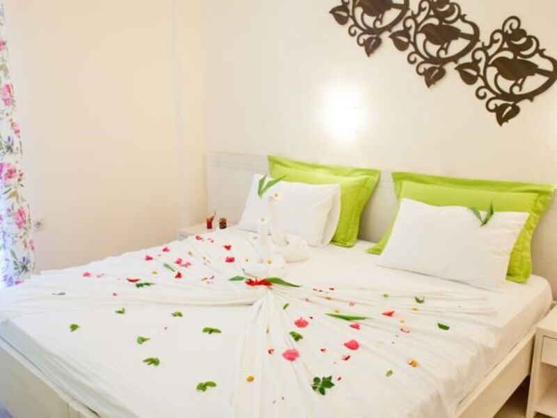 Studia a apartmány Nefeli