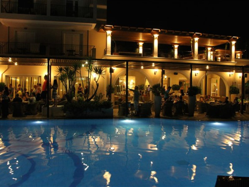 Peridis Family Resort