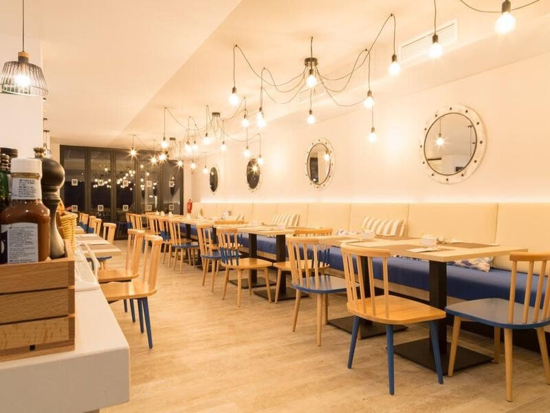 R2 Bahía Kontiki Beach