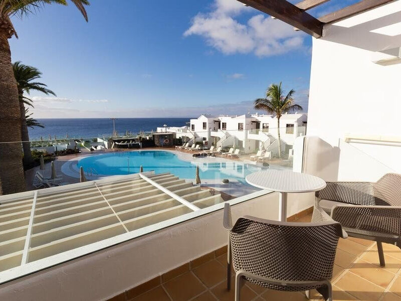 R2 Bahía Kontiki Beach