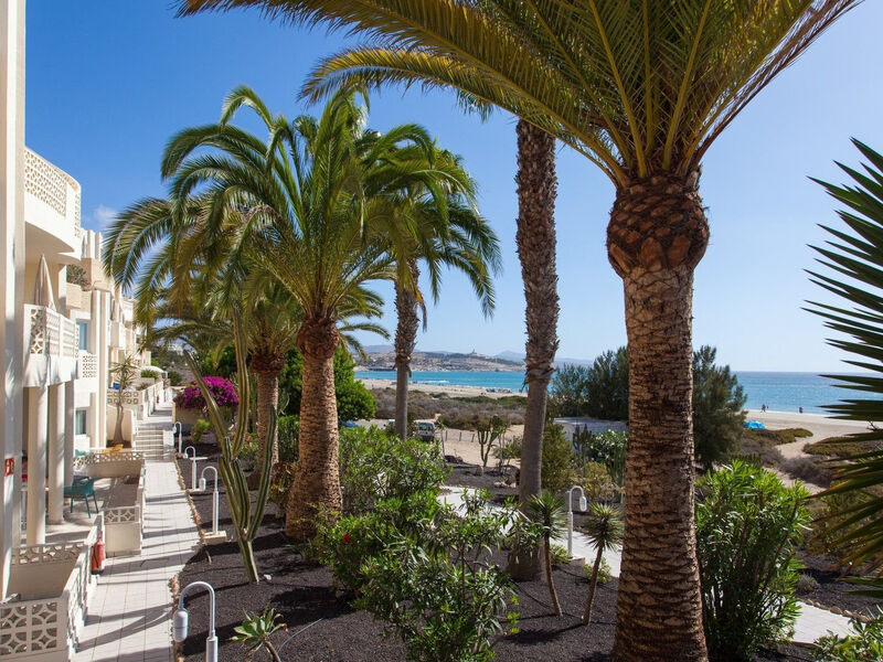 R2 Maryvent Beach Apartment