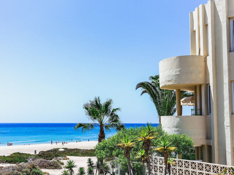 R2 Maryvent Beach Apartment