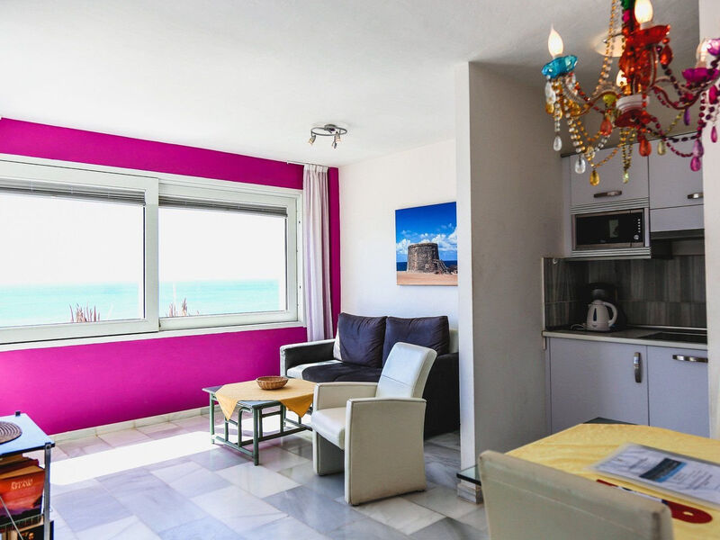 R2 Maryvent Beach Apartment