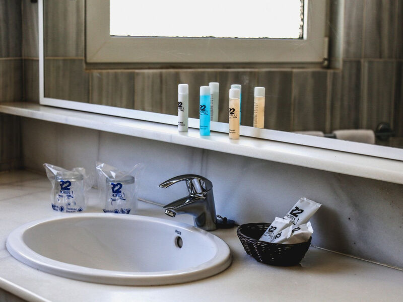 R2 Maryvent Beach Apartment