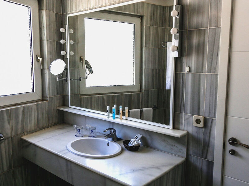 R2 Maryvent Beach Apartment