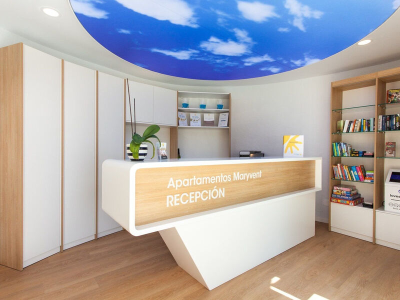 R2 Maryvent Beach Apartment