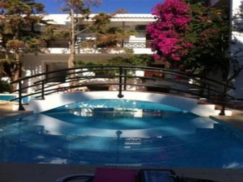 Rena Apartments