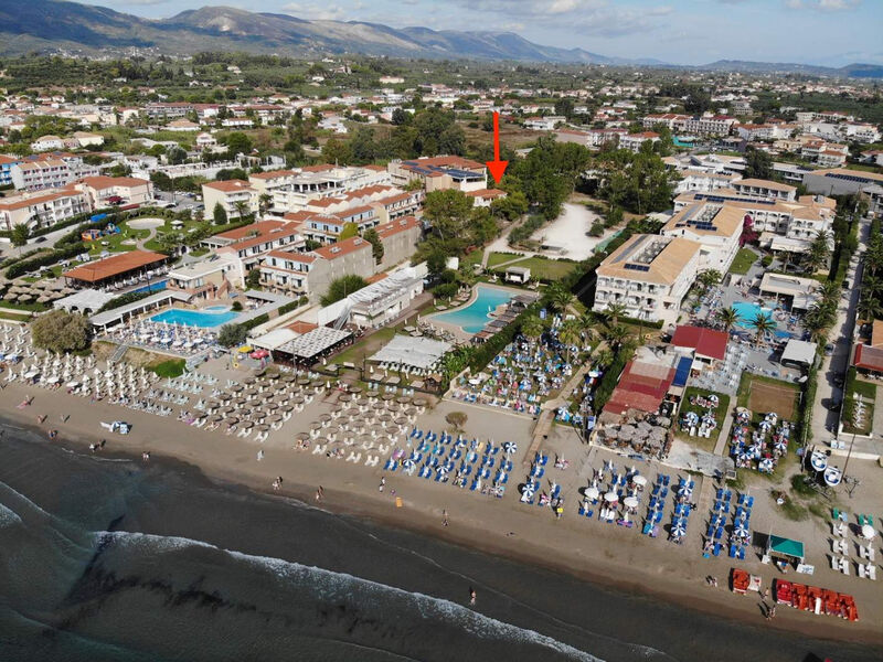 Spyros studios laganas zante outlet