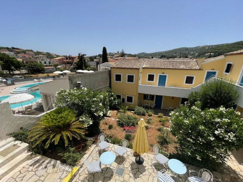 Sunflower Apartments & Studios