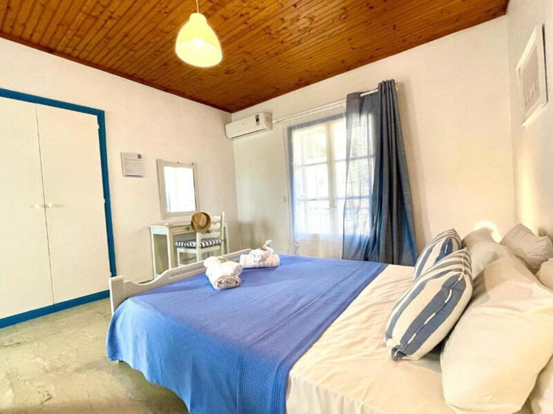 Sunflower Apartments & Studios