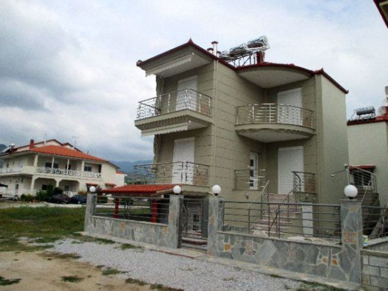 vila Apollon