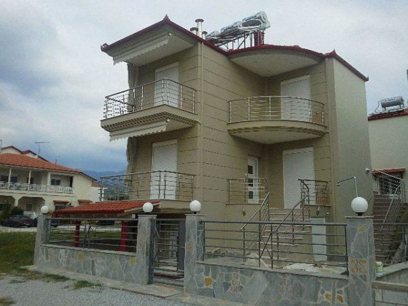 vila Apollon