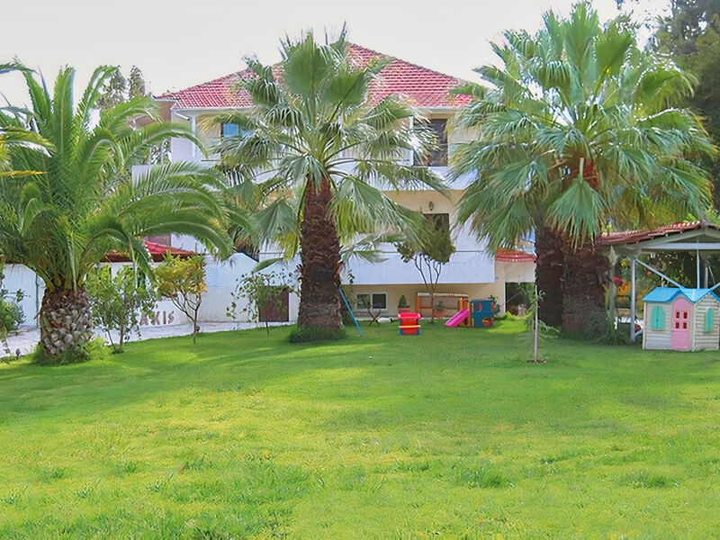 Villa Makis