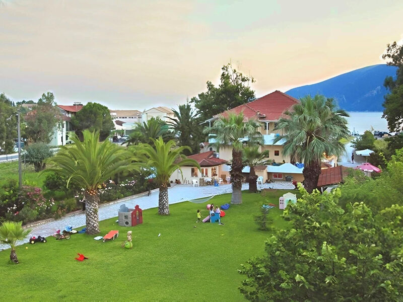 Villa Makis