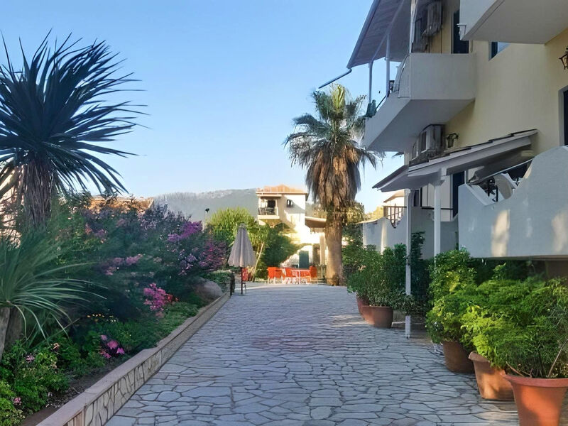 Villa Makis