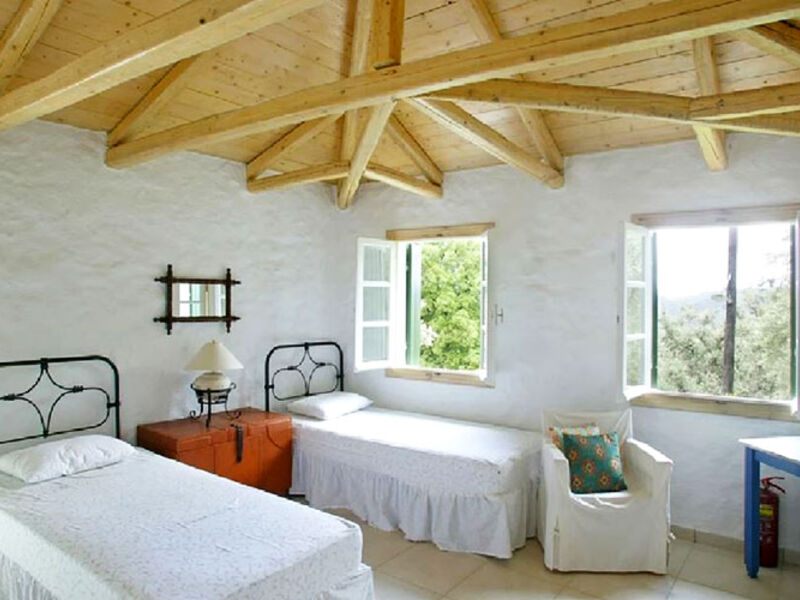 Villa Old House And Guest House