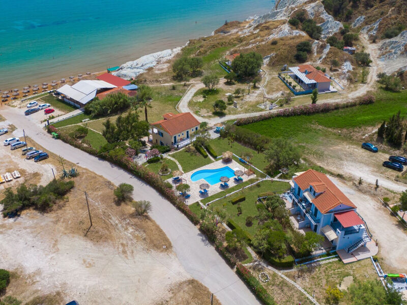 Xi Village Rooms & Apartments