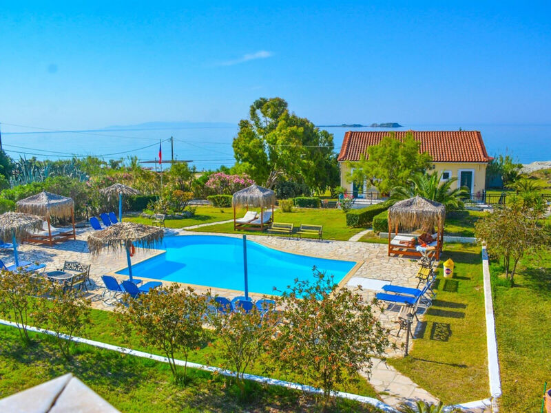 Xi Village Rooms & Apartments