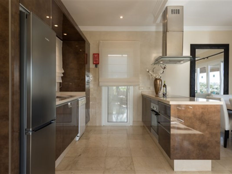 Alondras Villas & Suites