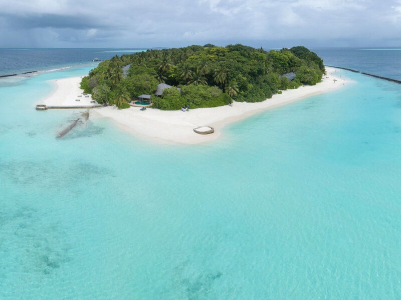 Royal Island Resort & Spa