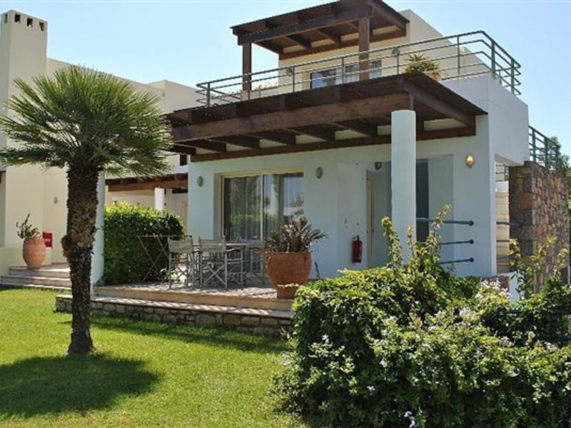 Vily Almiros Beach